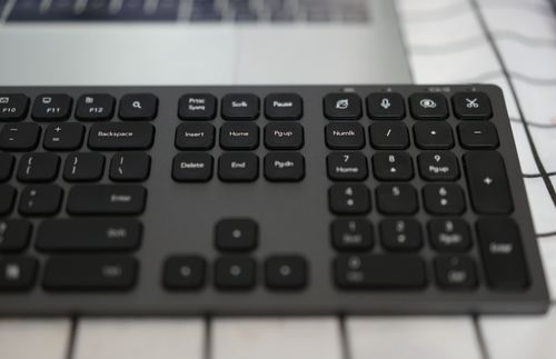 咪鼠智能語音鍵盤 餐飲服務的得力助手，語音打字、截圖與網頁導航一應俱全